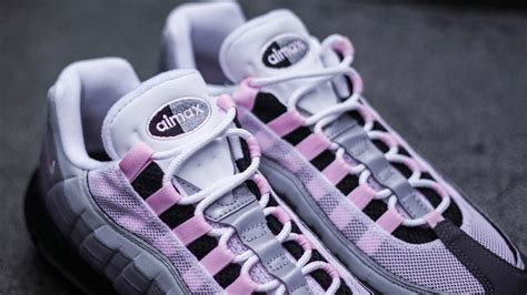 nike air max 95 pink foam